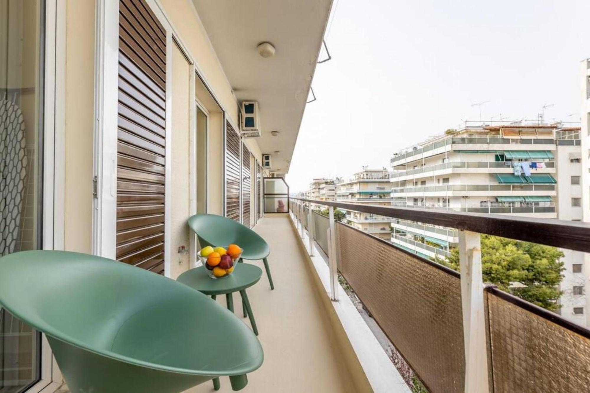 Amfitritis Family Lux Apartment At Palaio Faliro Athens Exterior photo