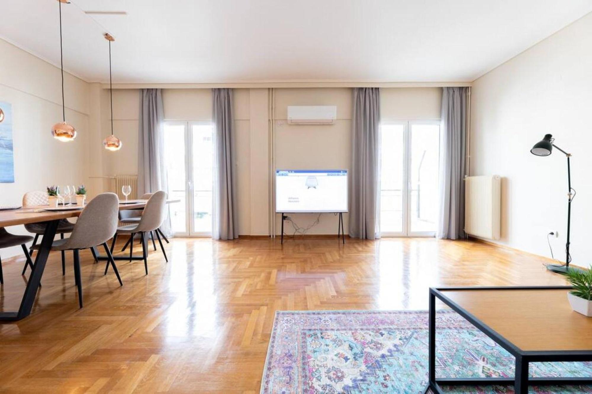 Amfitritis Family Lux Apartment At Palaio Faliro Athens Exterior photo