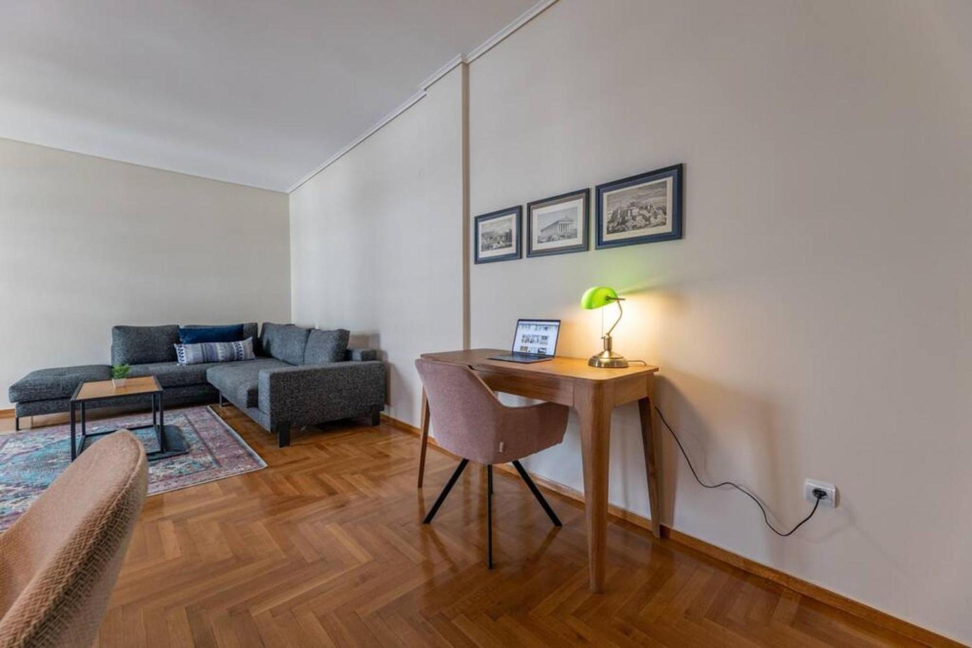 Amfitritis Family Lux Apartment At Palaio Faliro Athens Exterior photo
