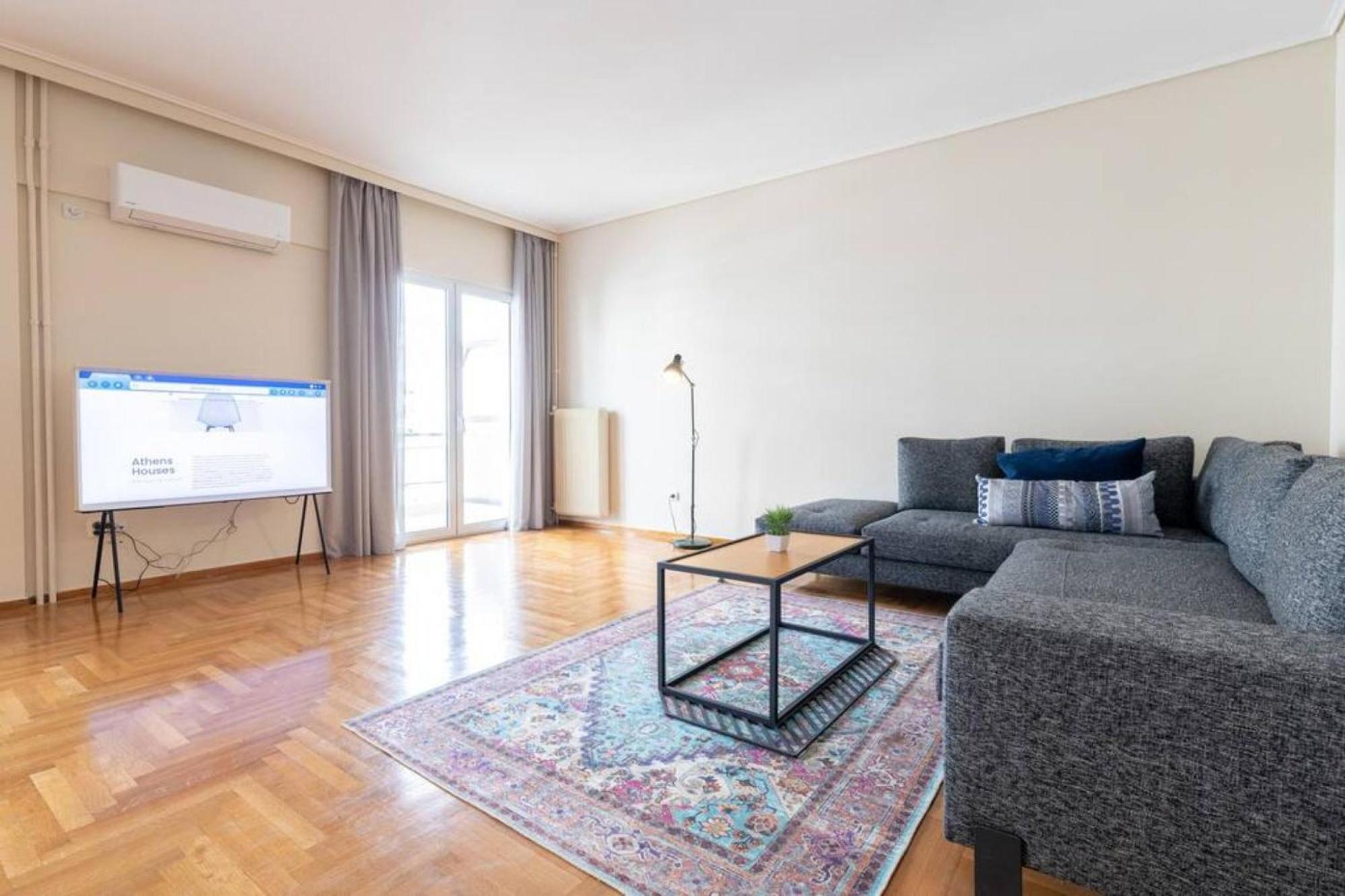 Amfitritis Family Lux Apartment At Palaio Faliro Athens Exterior photo