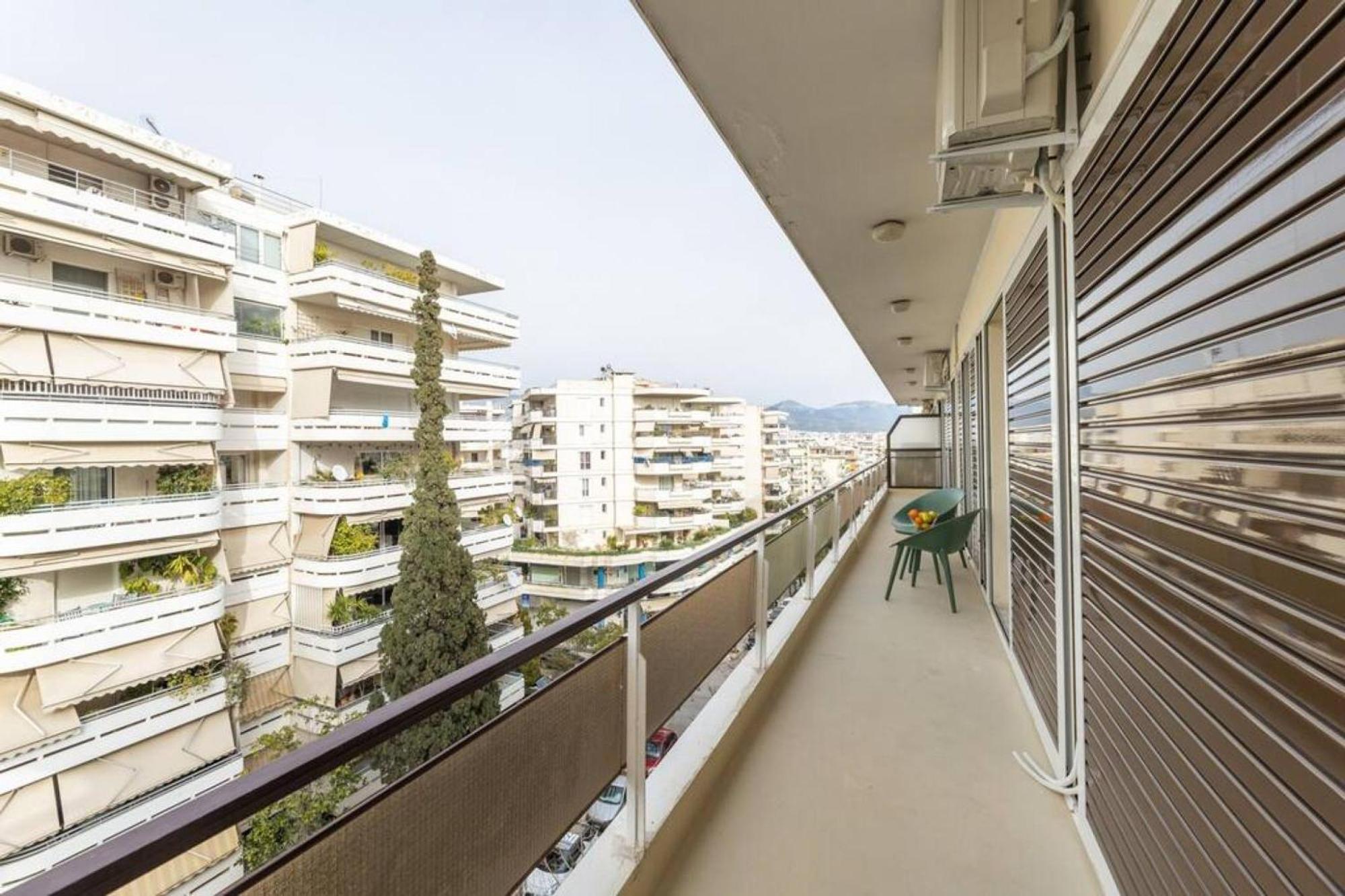Amfitritis Family Lux Apartment At Palaio Faliro Athens Exterior photo